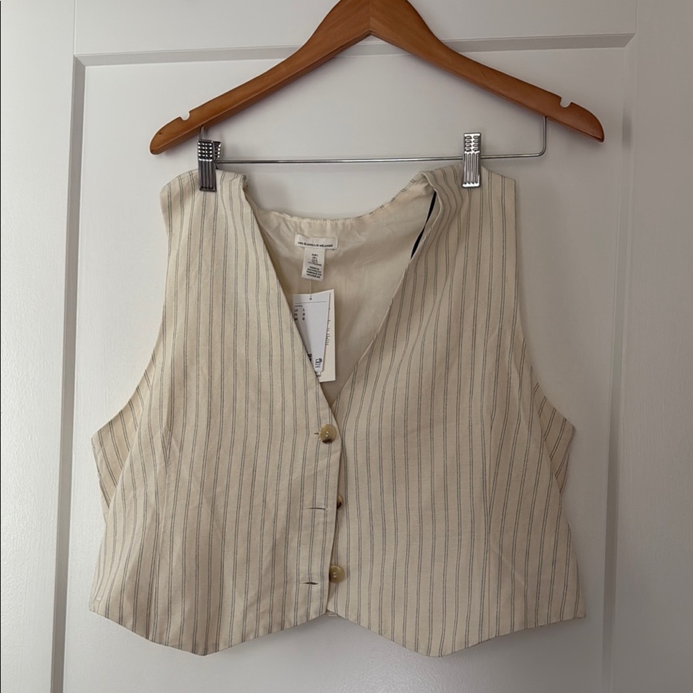 H&M Cream Tan Sleeveless Fitted Top